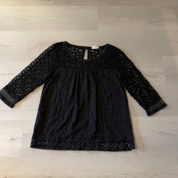 Anthropologie Tops - Anthropologie Meadow Rue black lace tunic top M